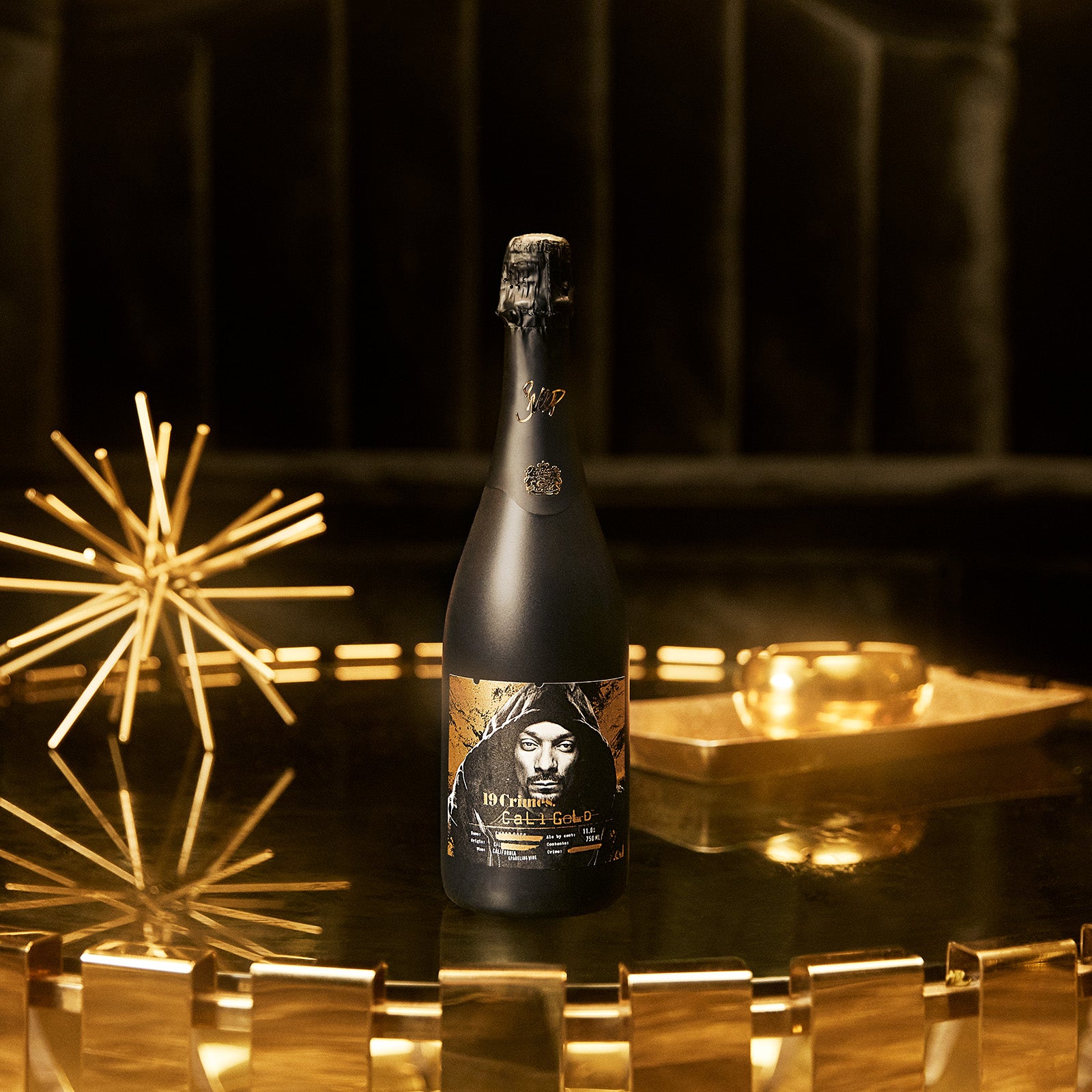19 Crimes Snoop Dogg's Cali Gold - A sparkling wine with a G in every bottle